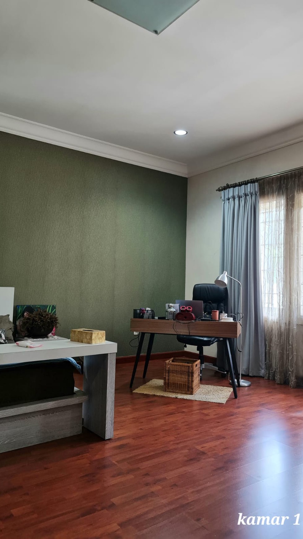 RUMAH MENTENG RESIDENCE - BINTARO SEKTOR 7 SEMI FURNISHED