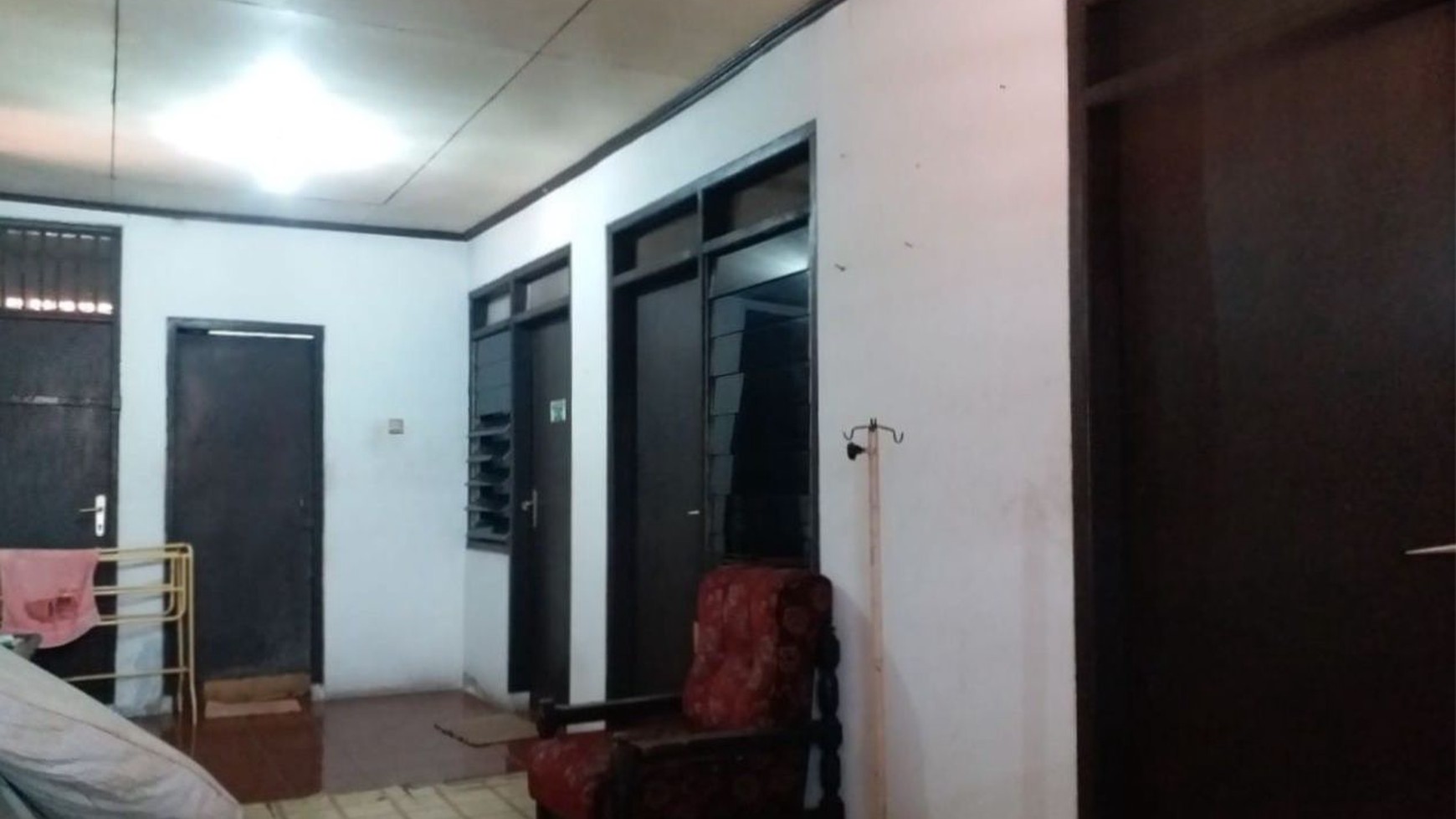 Rumah Dua Lantai Strategis Di Cawang Dan Hanya 3 Menit ke Jalam Dewi Sartika, Jakarta Timur