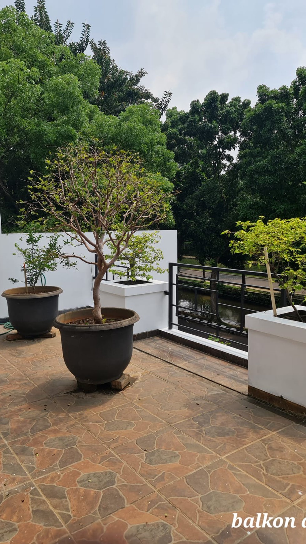 RUMAH MENTENG RESIDENCE - BINTARO SEKTOR 7 SEMI FURNISHED.