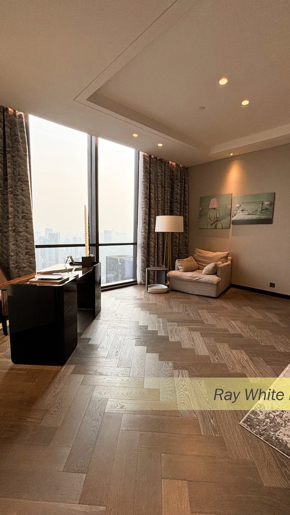 APARTEMEN THE REGENT RESIDENCE PETHOUSE 506sqm AT MANGKULUHUR CITY GATOT SUBROTO, JAKARTA SELATAN.