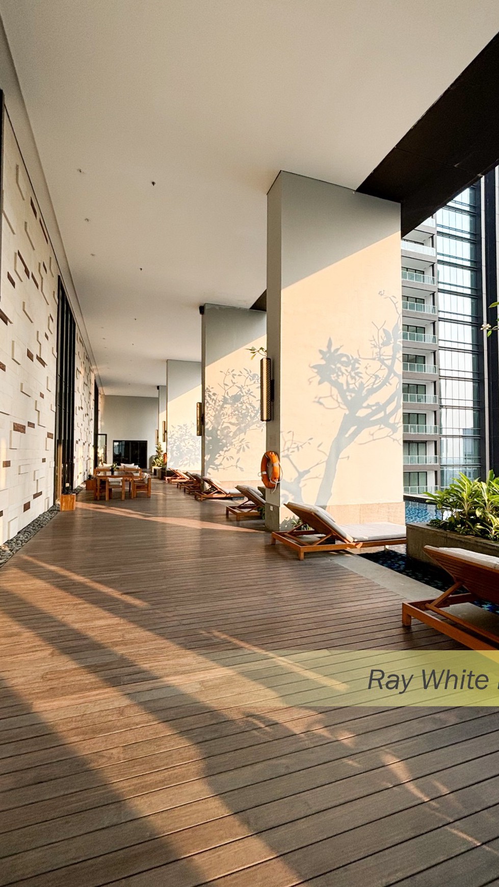APARTEMEN THE REGENT RESIDENCE PETHOUSE 506sqm AT MANGKULUHUR CITY GATOT SUBROTO, JAKARTA SELATAN.