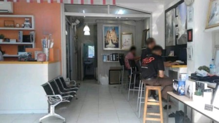 Disewa Ruko Strategis Di Menteng Cocok Untuk Klinik, Studio, Ekspedisi, Printing, Maupun Kantor 