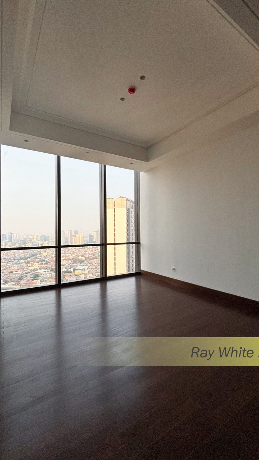 APARTEMEN THE REGENT RESIDENCE 3BR SEMI FURNISHED 251sqm GATOT SUBROTO - JAKARTA SELATAN