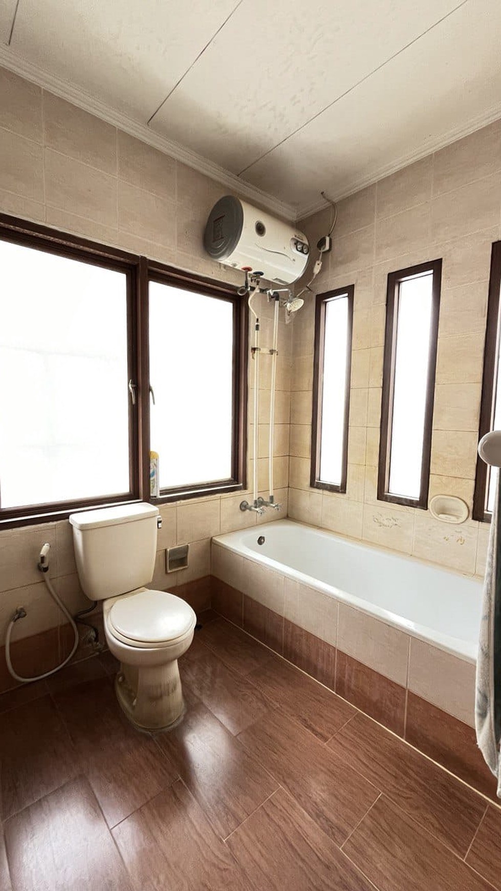 Rumah Hitung Tanah Area Cipete