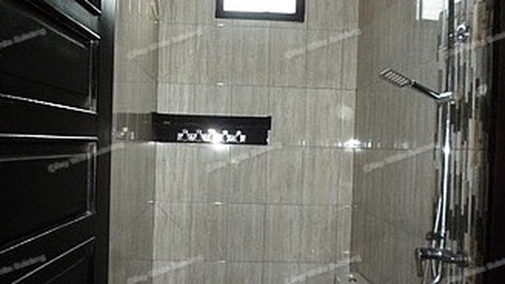VILLA FOR SALE IN LOVINA