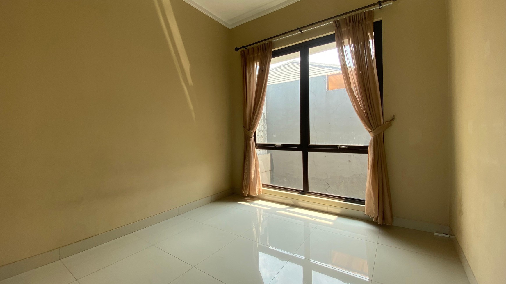 Rumah Impian siap huni di Discovery Bintaro 