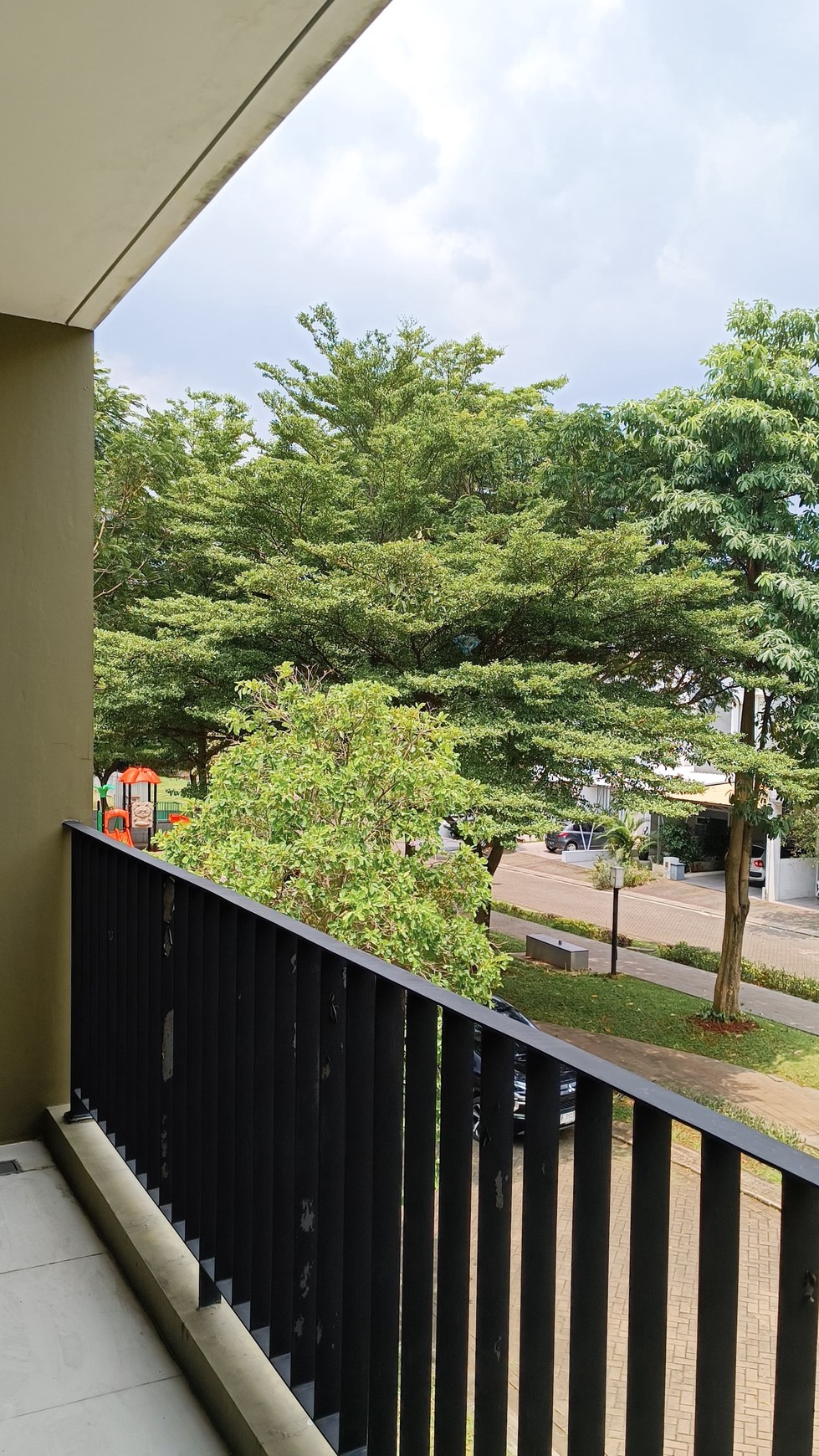 Rumah di Discovery Aluvia Bintaro, Minimalis modern siap huni di Sektor 9