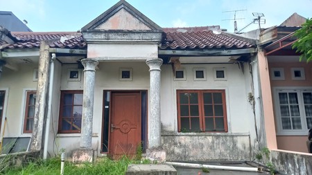Rumah dalam Cluster di Bukit Serpong Mas, dekat Alam Sutra.  