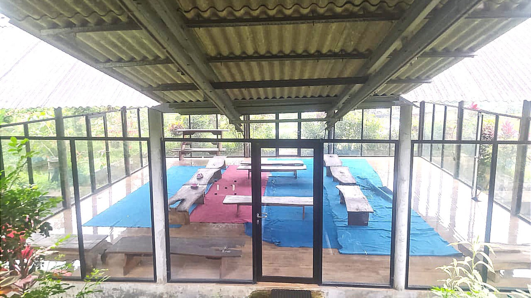 DIJUAL LAHAN USAHA KULINER, TRAWAS