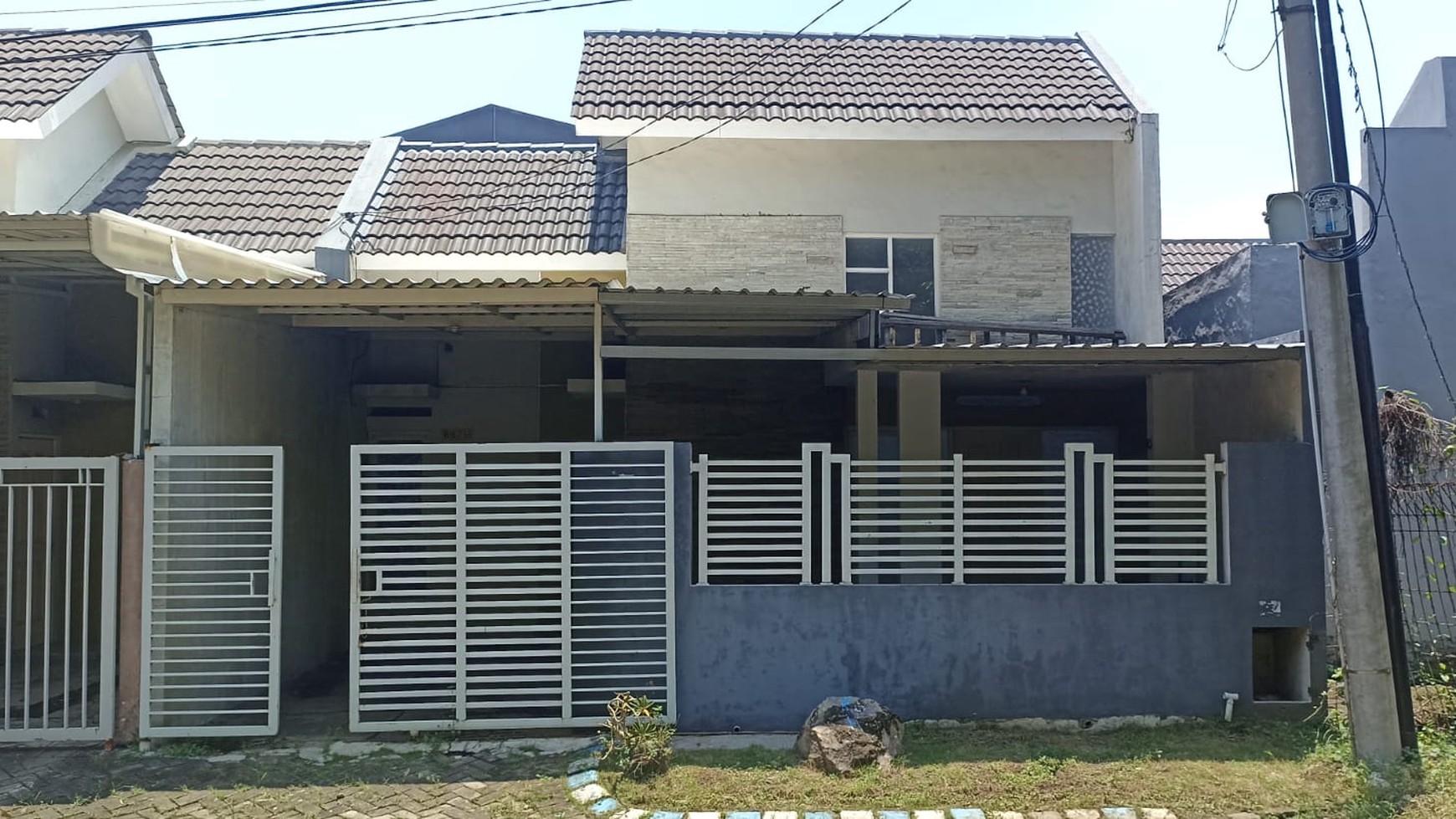 DIJUAL RUMAH SIAP HUNI - VALENCIAN GARDEN, GEDANGAN