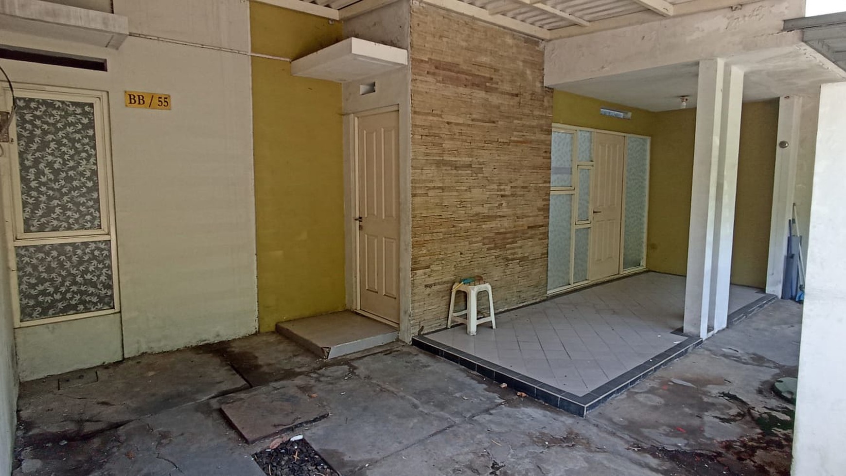 DIJUAL RUMAH SIAP HUNI - VALENCIAN GARDEN, GEDANGAN