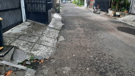 Rumah di Komplek Green Garden Rorotan 