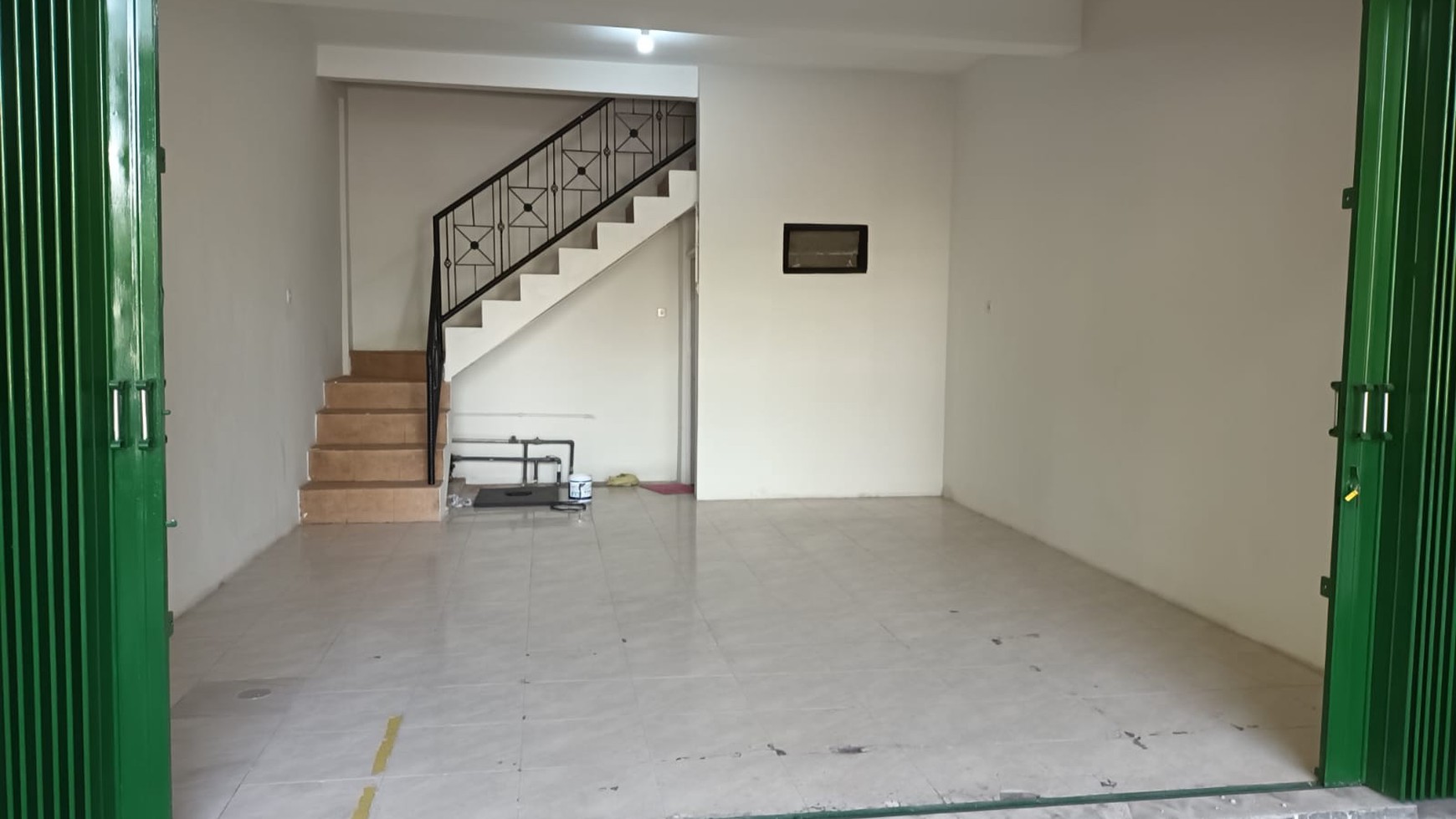 DISWAKAN RUKO STRATEGIS - Raya Putro Agung Wetan, Surabaya