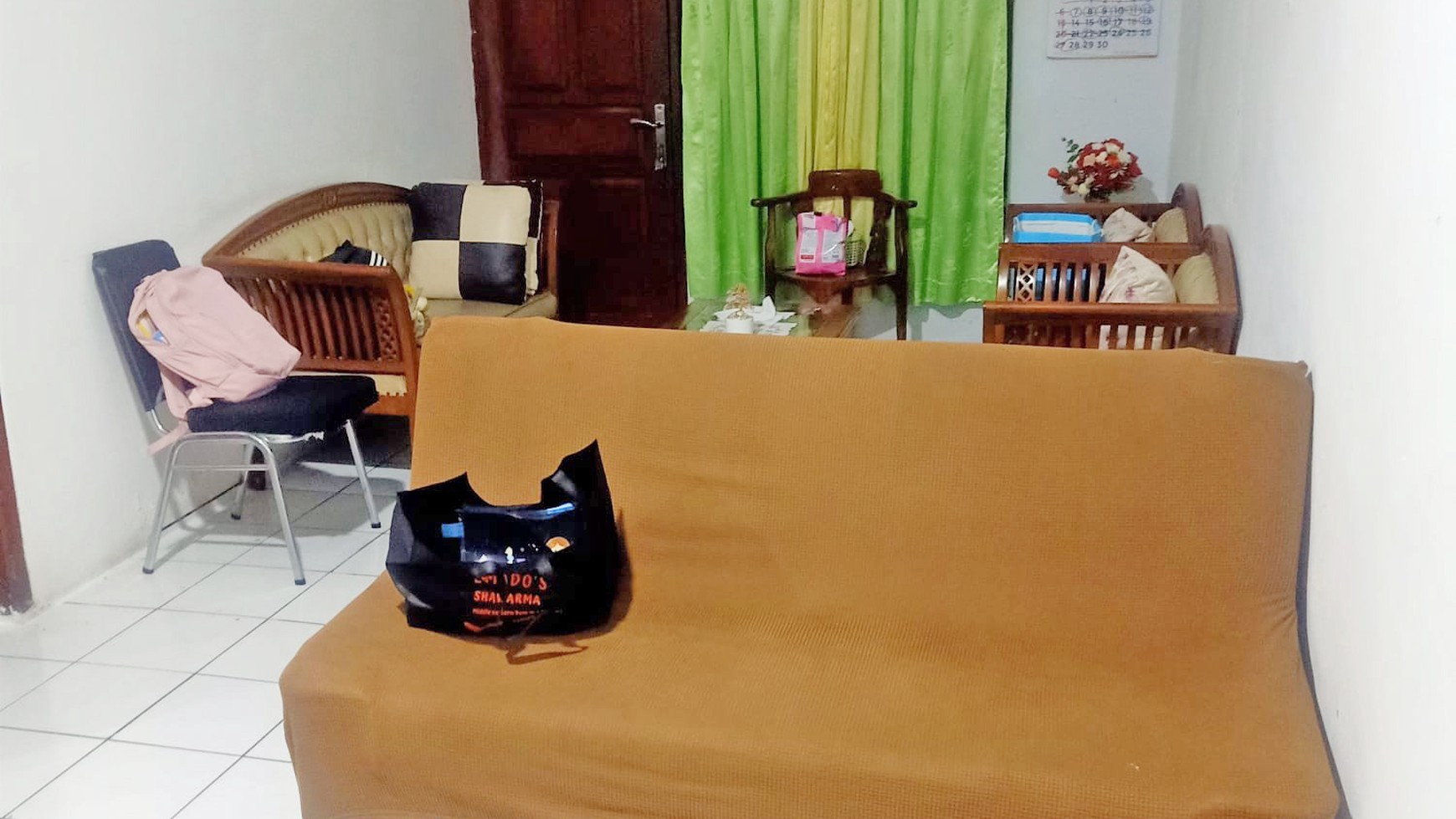 Rumah Lokasi Strategis bebas banjir di Pamulang Tangerang Selatan
