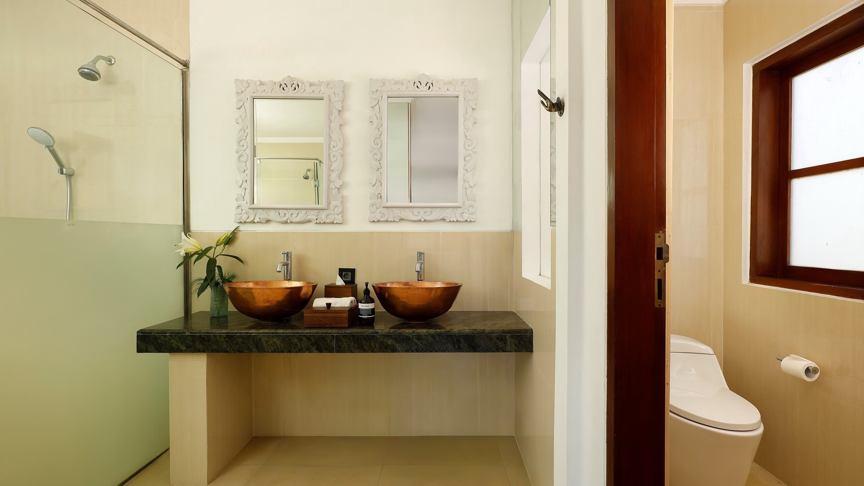 Luxurious Leasehold Villa In Heart Seminyak Drupadi Bali