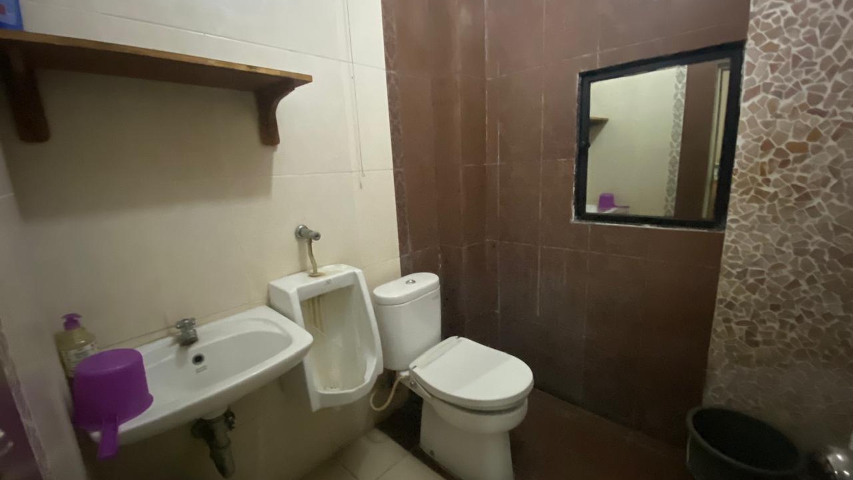 Ruko 3,5 Lantai di Lapangan Ros Bukit Duri
