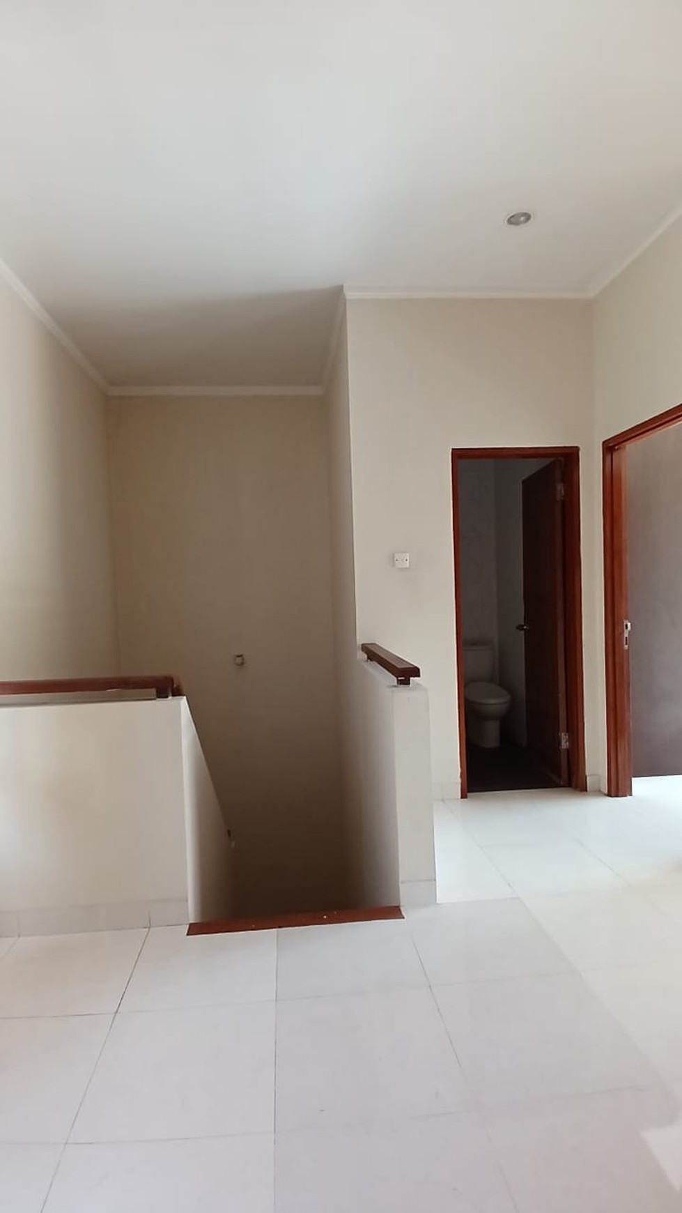 Rumah 2 Lantai Siap Huni dengan Hunian Nyaman dan Asri @Bintaro Sektor 9