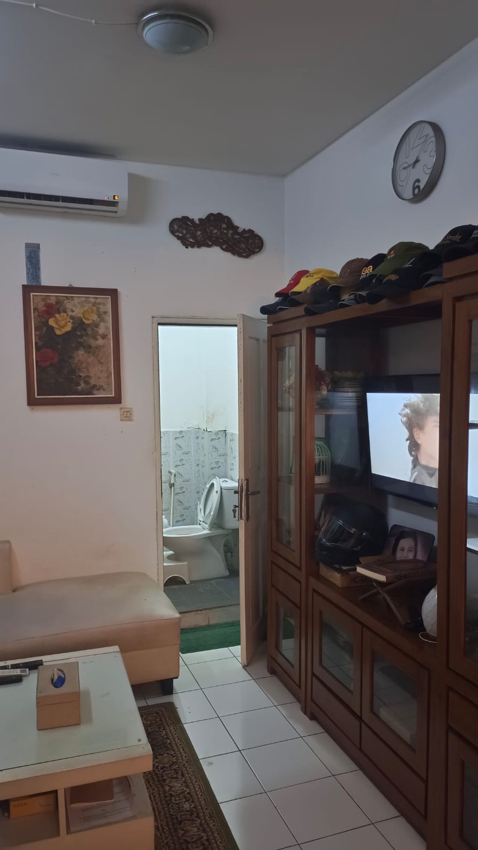 Rumah Siap Huni dengan Hunian Nyaman dan Asri di Ciputat