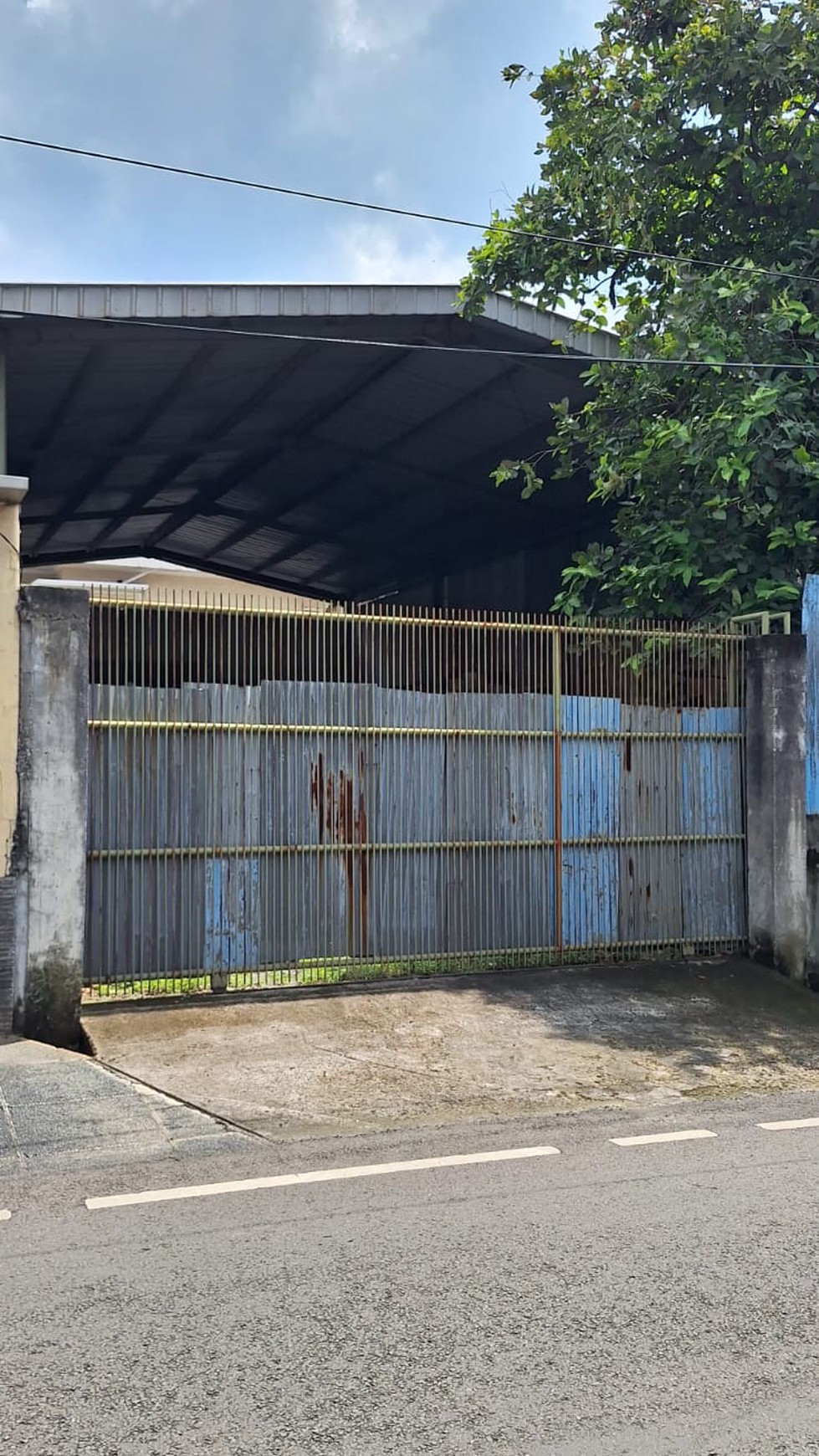 Di Jual Gudang di Jl Selat Karimata Kav AL Duren Sawit Jakarta Timur