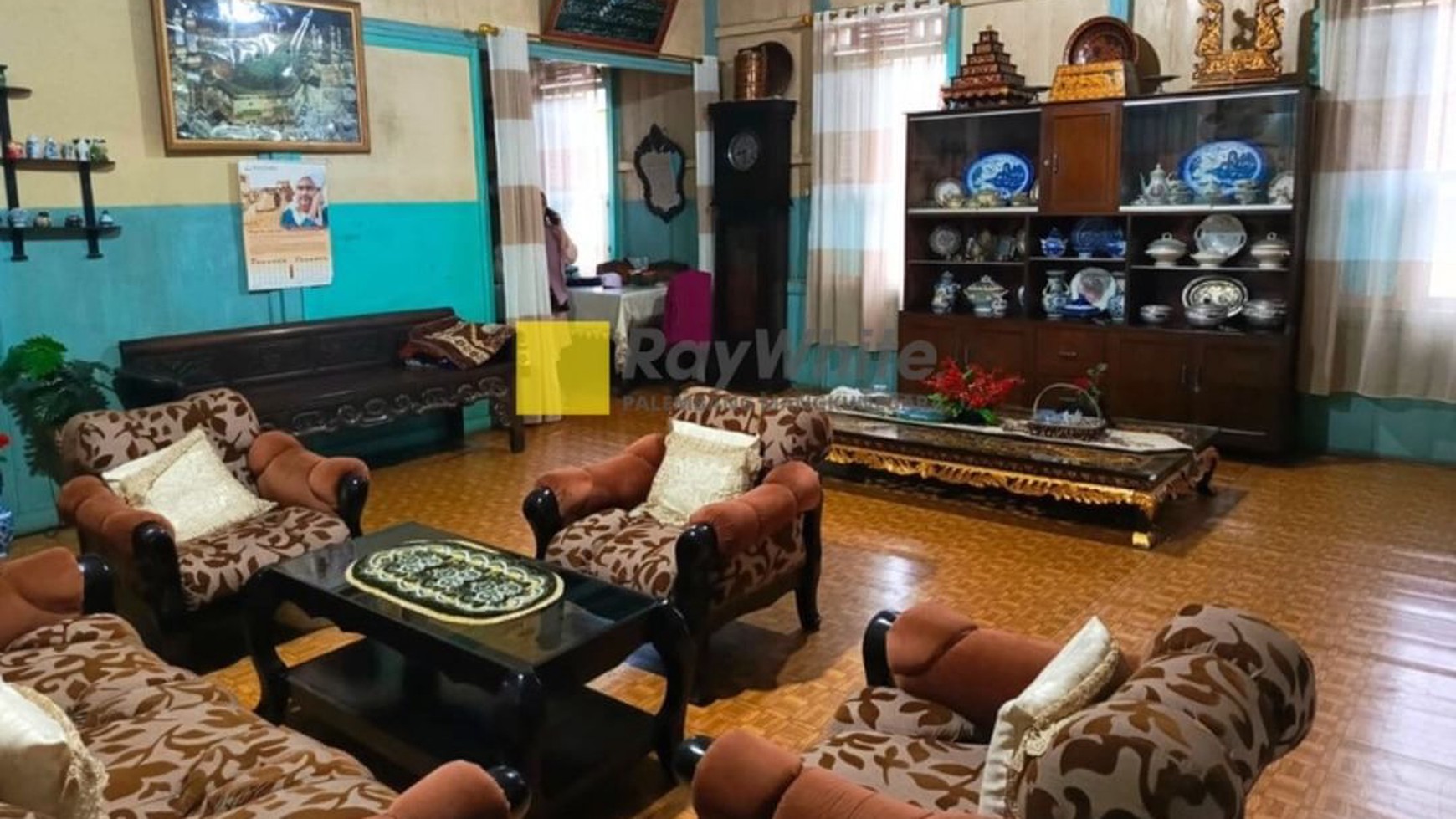 Rumah Tengah Kota