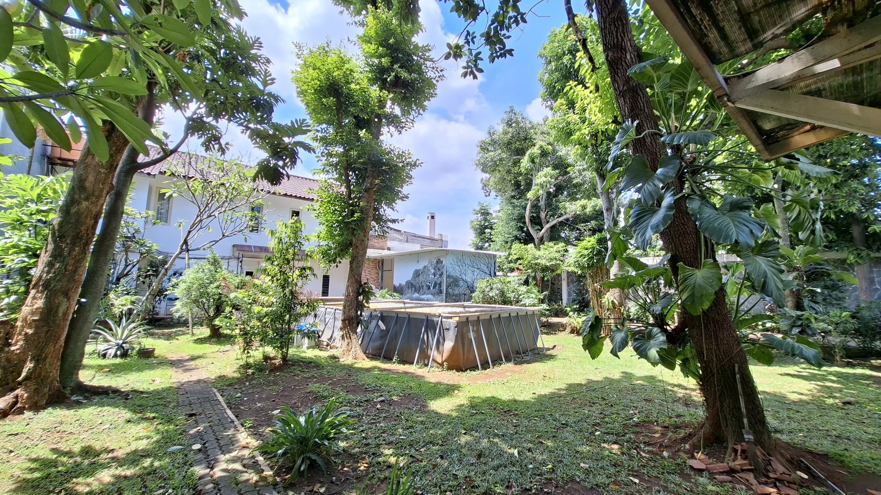 Tanah Luas Bonus 3 Rumah Siap Huni, Jl. Kahfi 1, Jagakarsa, Jakarta Selatan