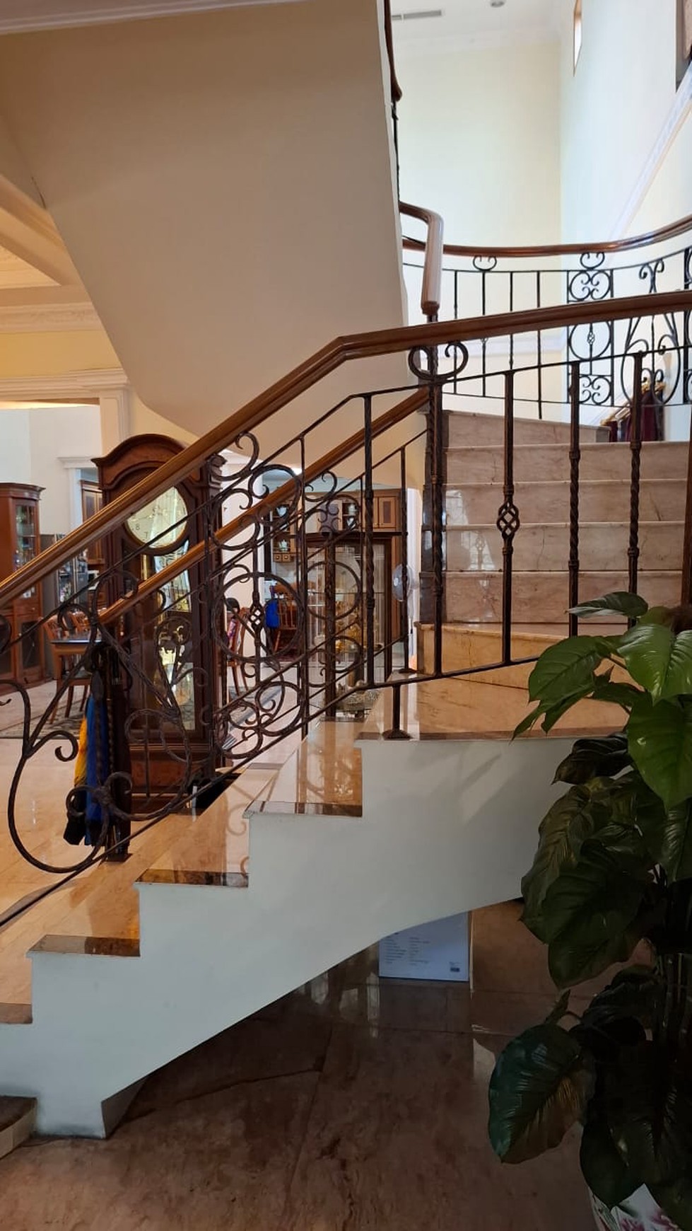 Di Jual Rumah di Jl Taman Radio Dalam Kebayoran Baru Jakarta Selatan
