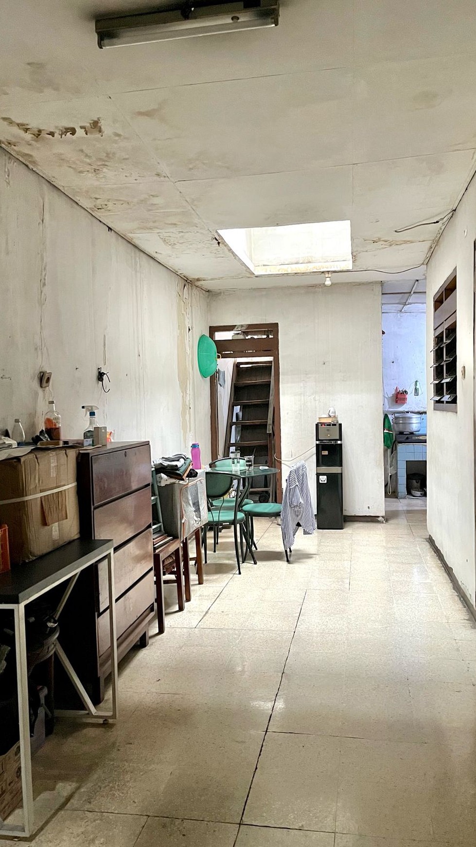 Dijual Rumah Lama sangat murah di Menteng, Jakarta Pusat.