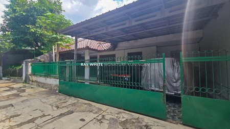 Dijual Rumah Layak Huni Zona Komersil  Bendungan Hilir 