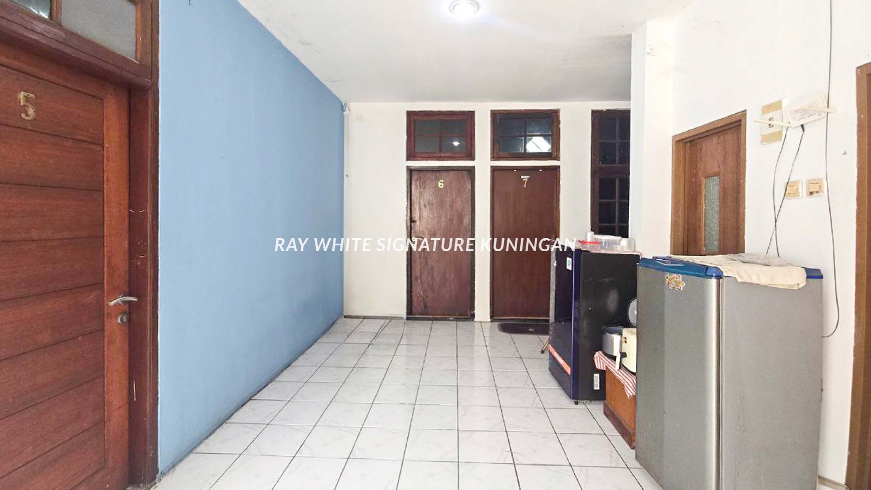 Dijual Rumah Tua 2 Lantai Di Bendungan Hilir Lokasi Bagus