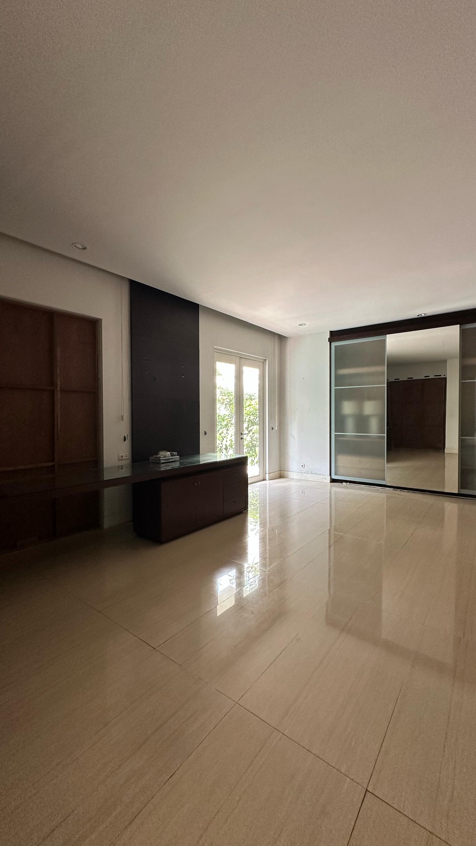 Rumah Dijual Darmo Hill Surabaya