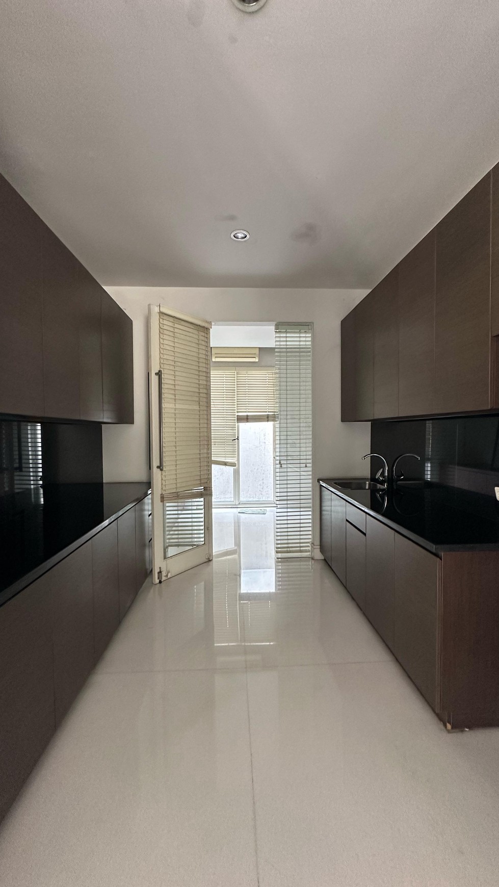 Rumah Dijual Darmo Hill Surabaya