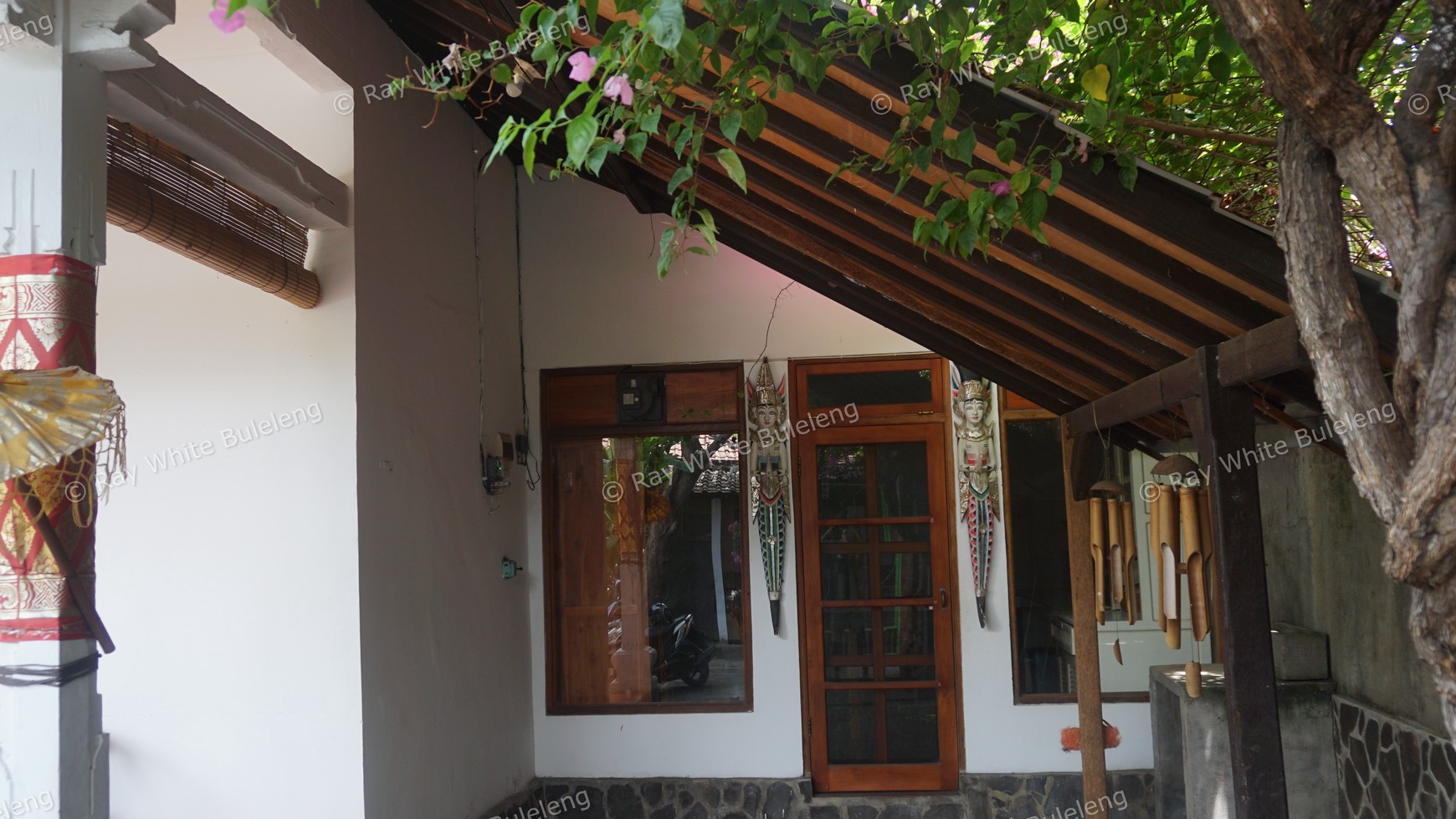 VILLA FOR SALE