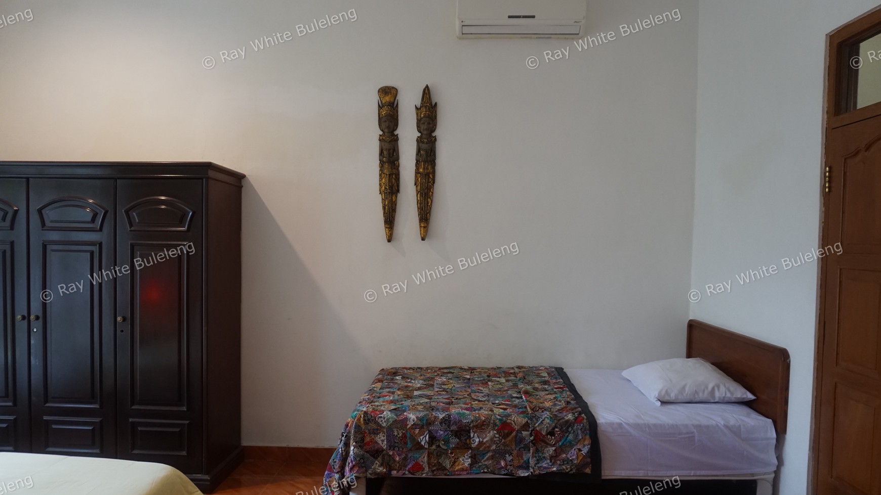 VILLA FOR SALE