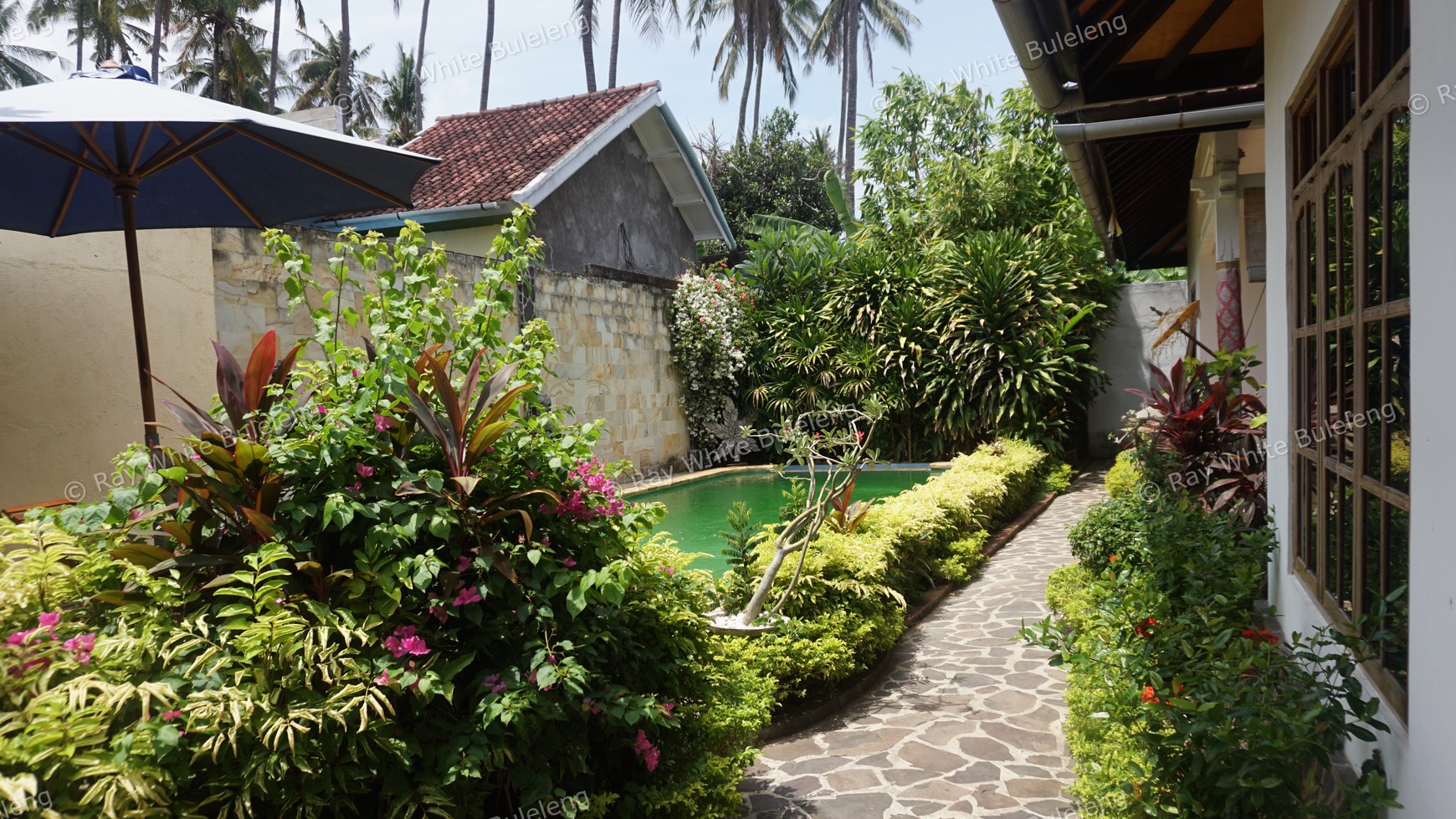 VILLA FOR SALE
