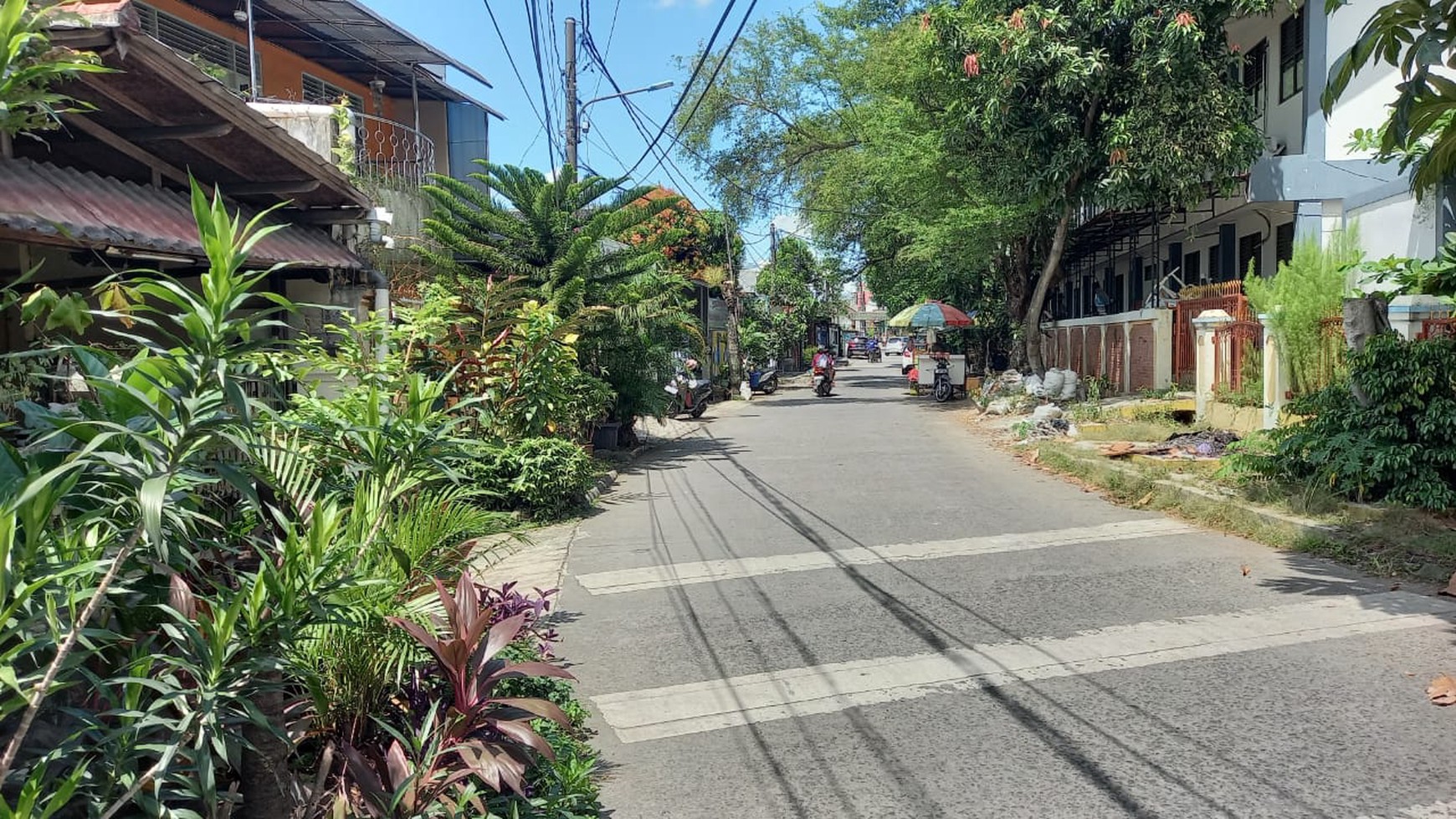 Dijual Rumah Siap Huni Jl. Besi Raya ,Perumnas   2 - Tangerang