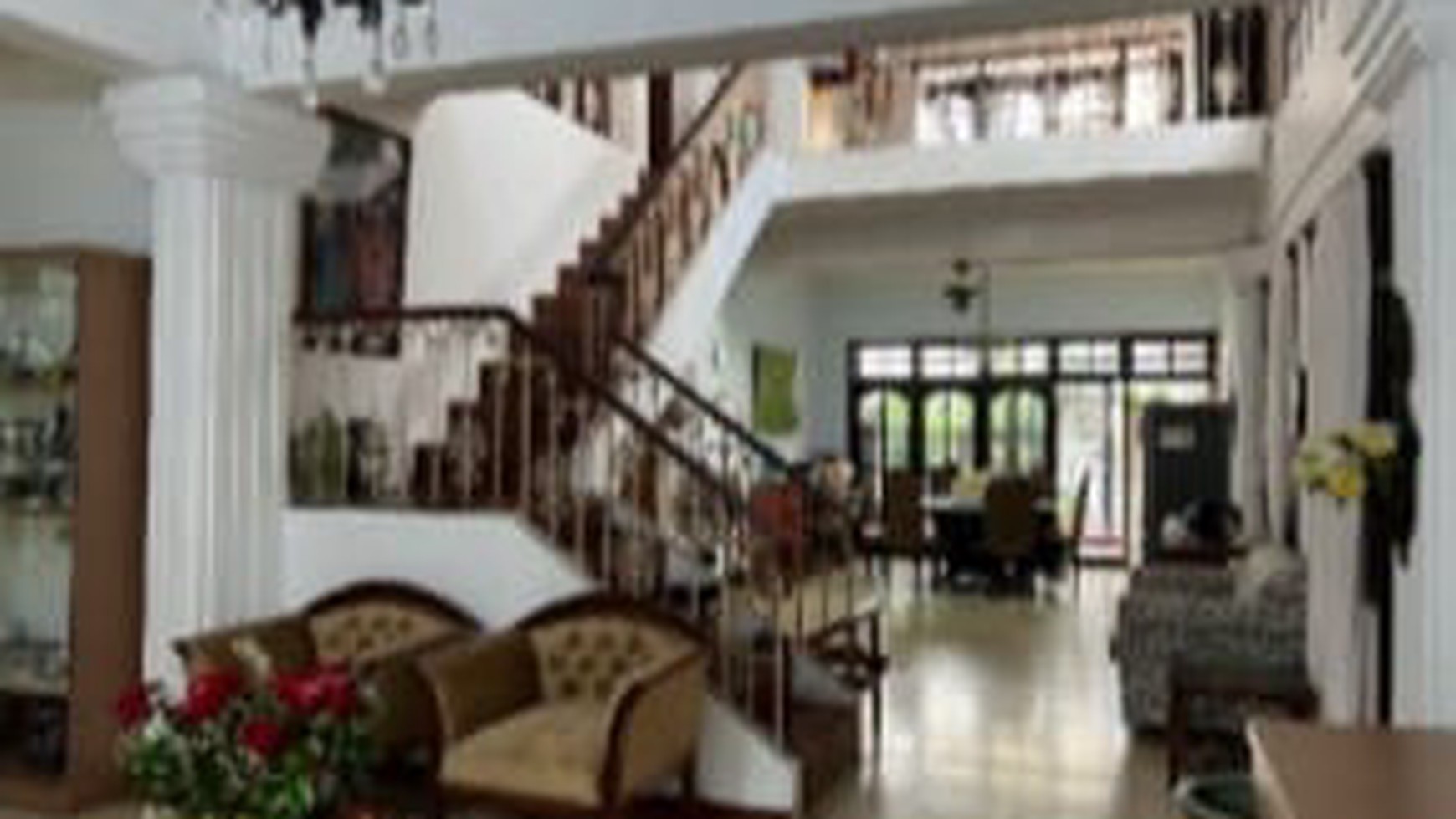 Dijual Rumah Tua Terawat Baik, Lokasi Strategis di Pinggir Jalan Raya Sumur Batu, Kemayoran - Jakarta Pusat