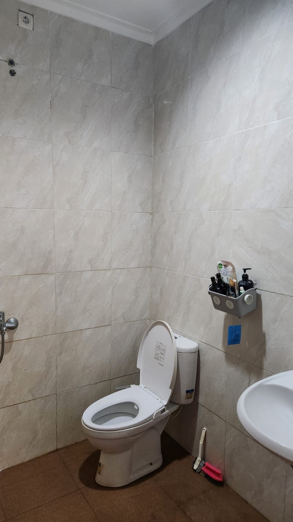 Rumah Minimalis Bagus Siap Huni di Puri Bintaro Hijau Pondok Aren Tangerang Selatan.