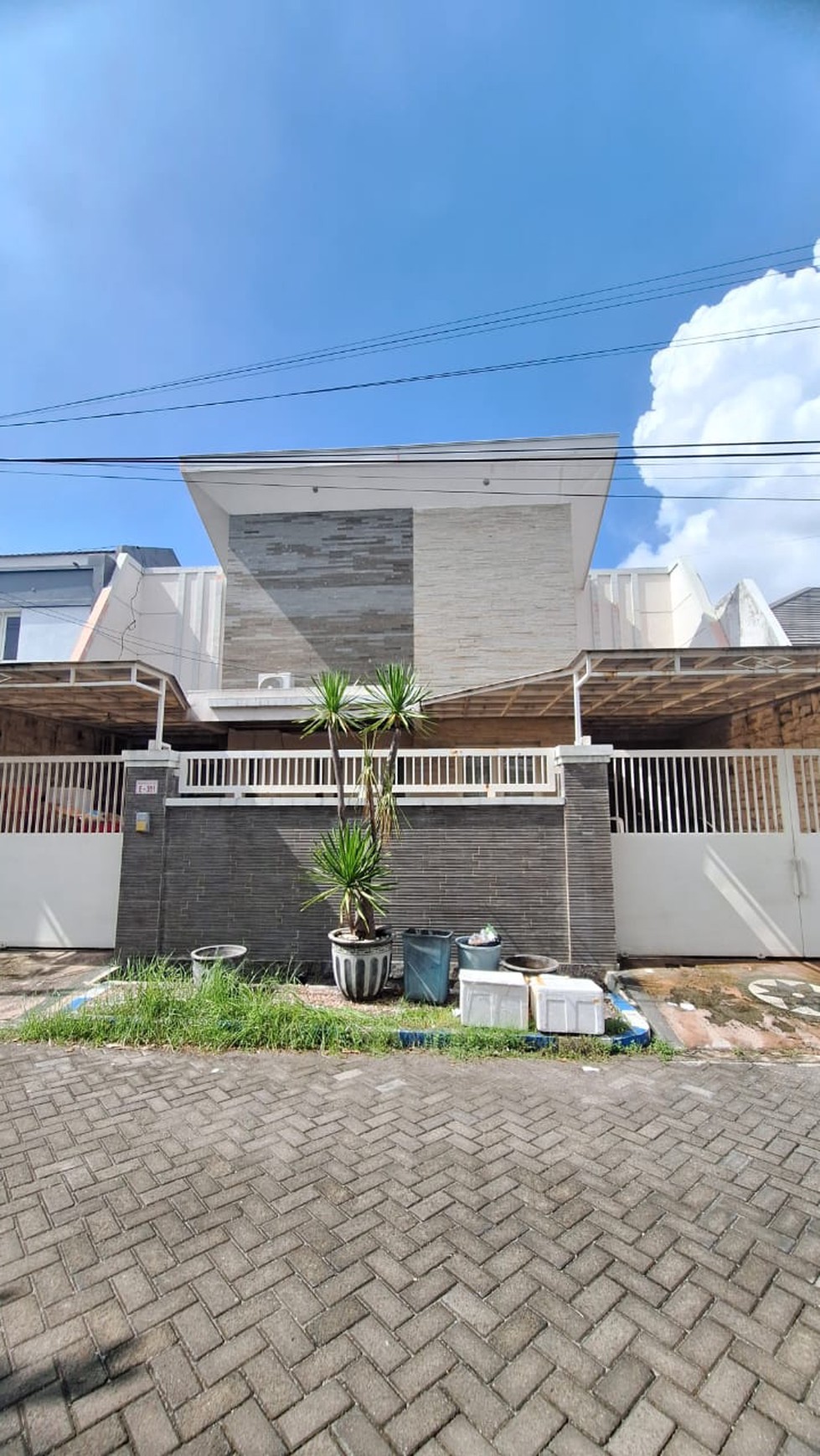 Jual cepat rumah baru siap huni di pondok Tjandra Sidoarjo