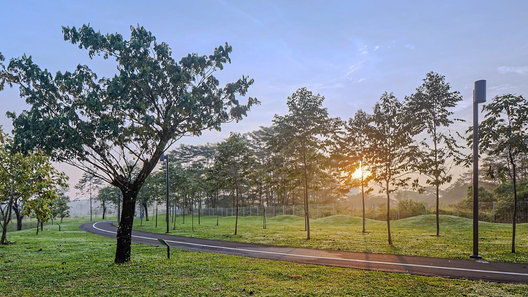 RUMAH MEWAH LANCEWOOD NAVAPARK BSD CITY, DEKAT BOTANIC PARK, CBD BSD