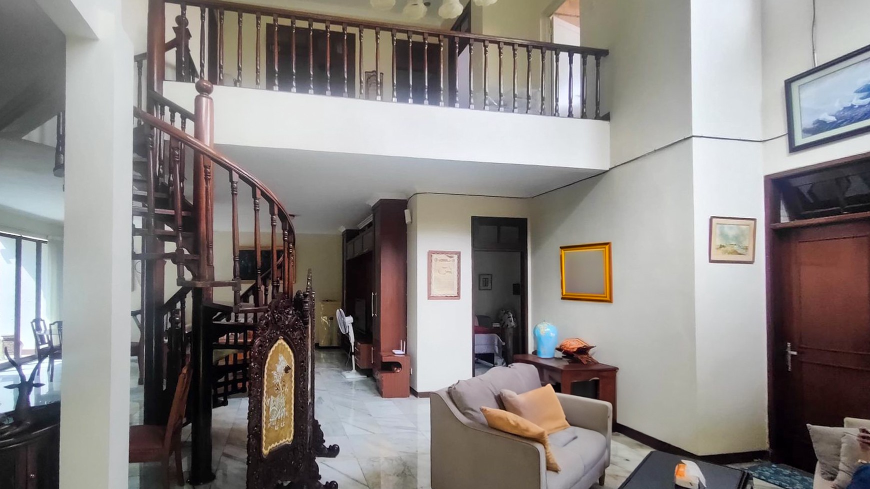RUMAH HOMEY & STRATEGIS DI PEJATEN, DEKAT KEMANG, CILANDAK