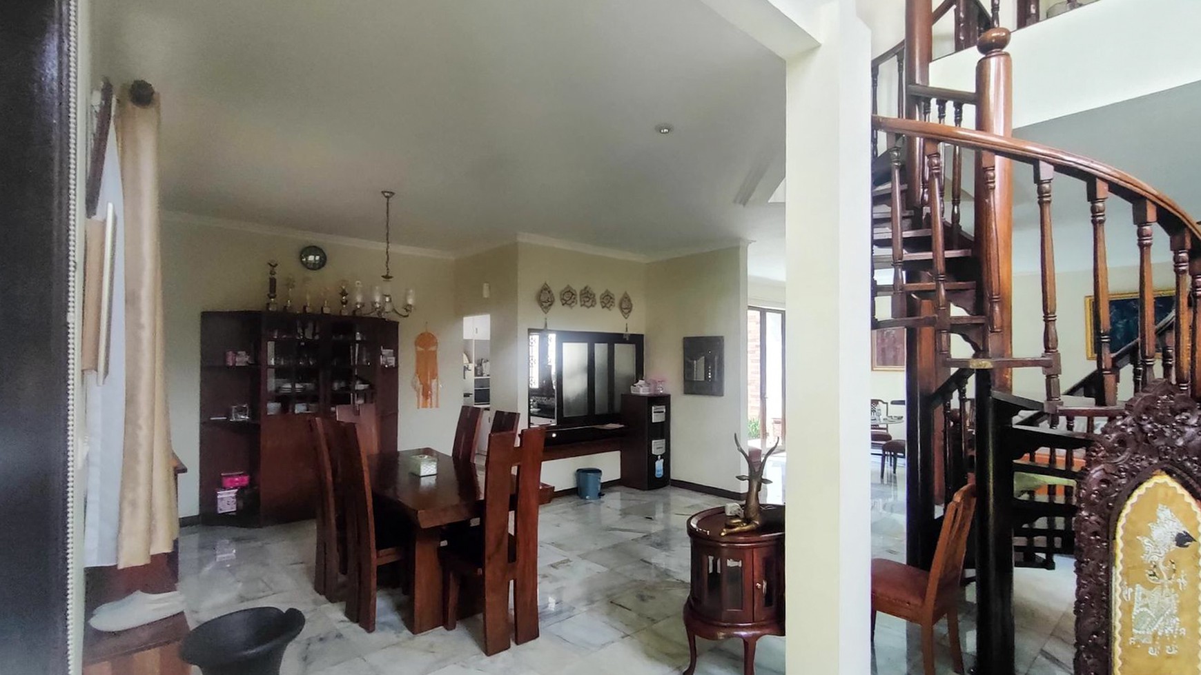 RUMAH HOMEY & STRATEGIS DI PEJATEN, DEKAT KEMANG, CILANDAK