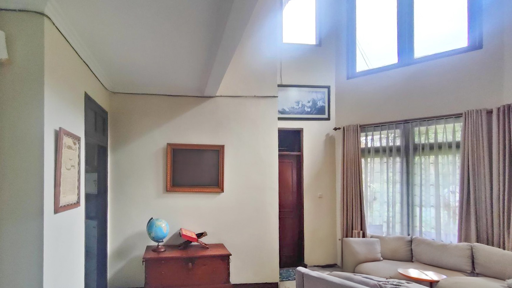 RUMAH HOMEY & STRATEGIS DI PEJATEN, DEKAT KEMANG, CILANDAK