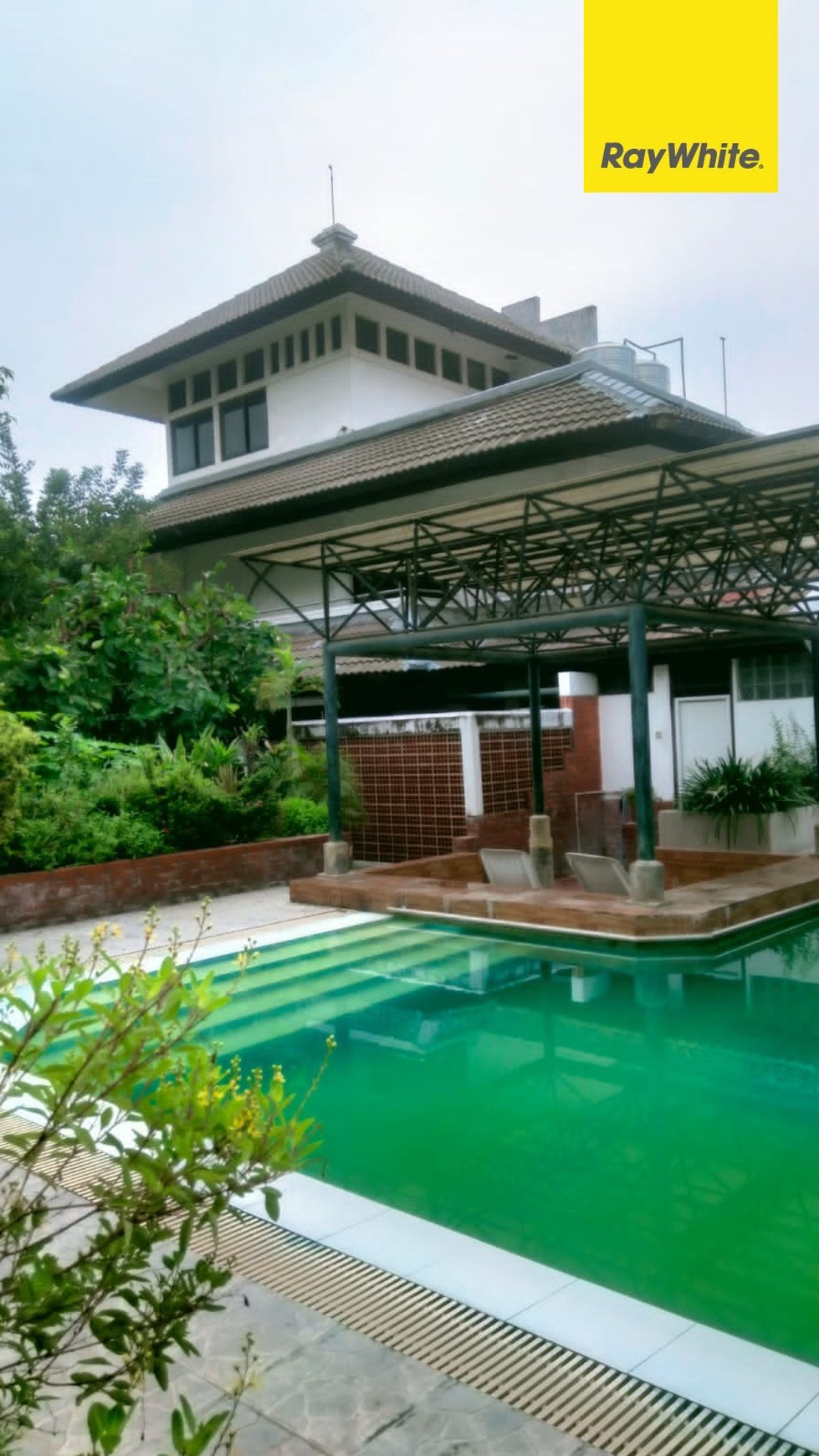 Dijual Rumah 3 lantai di Jl Raya Kupang Baru Surabaya