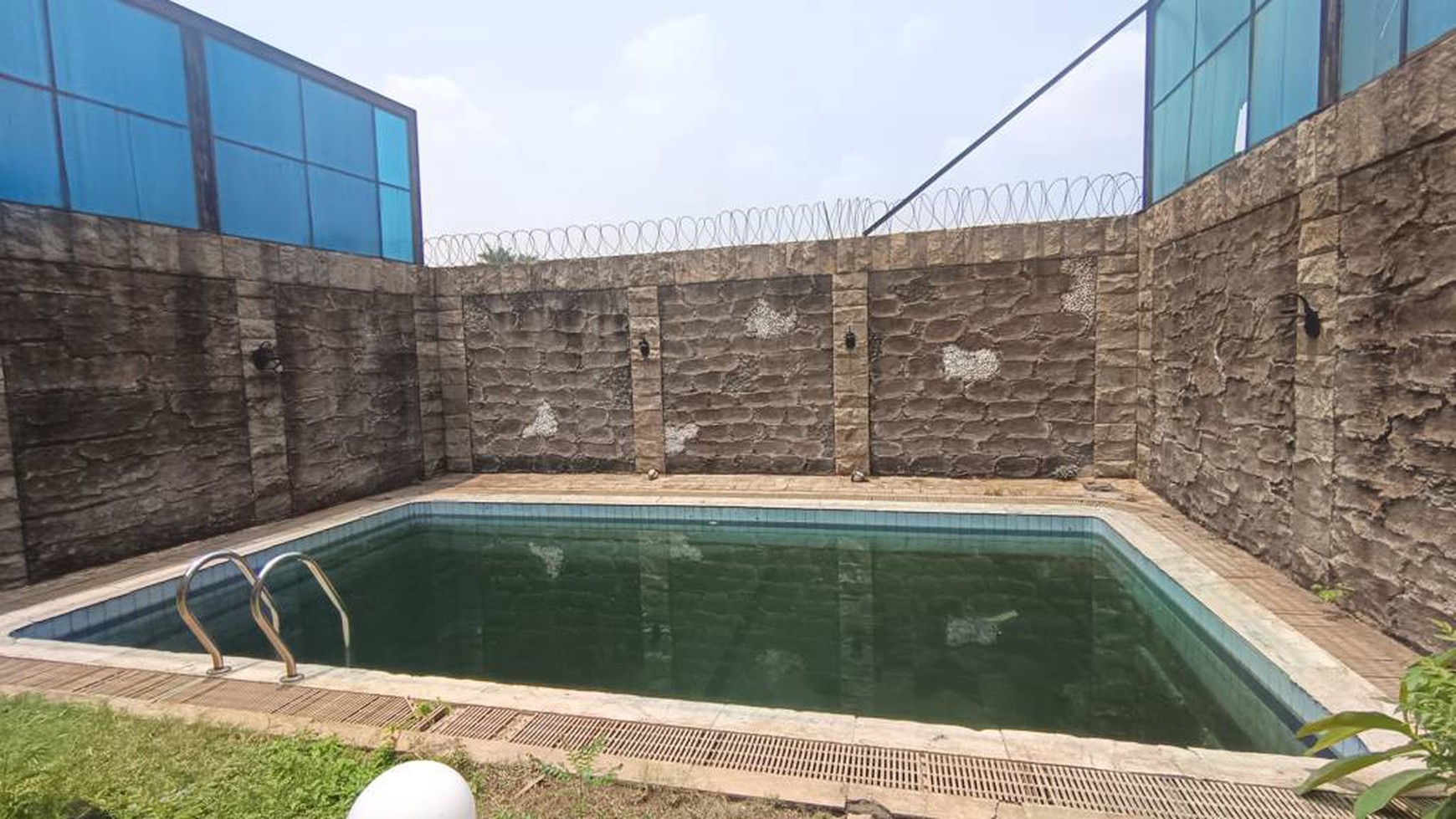 Townhouse Asri & Nyaman Lokasi Strategis di Fatmawati, Pondok Labu, Cilandak, Jakarta Selatan 