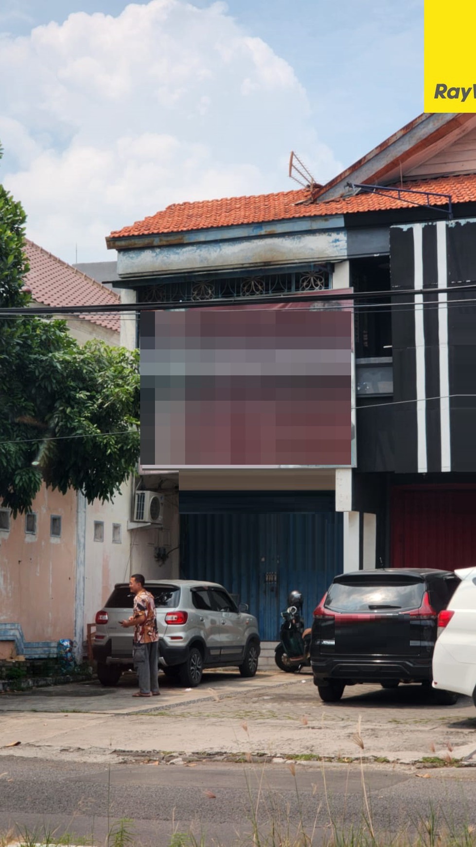 Disewakan Ruko 2 lantai di Jl Kutai Darmo Surabaya Pusat