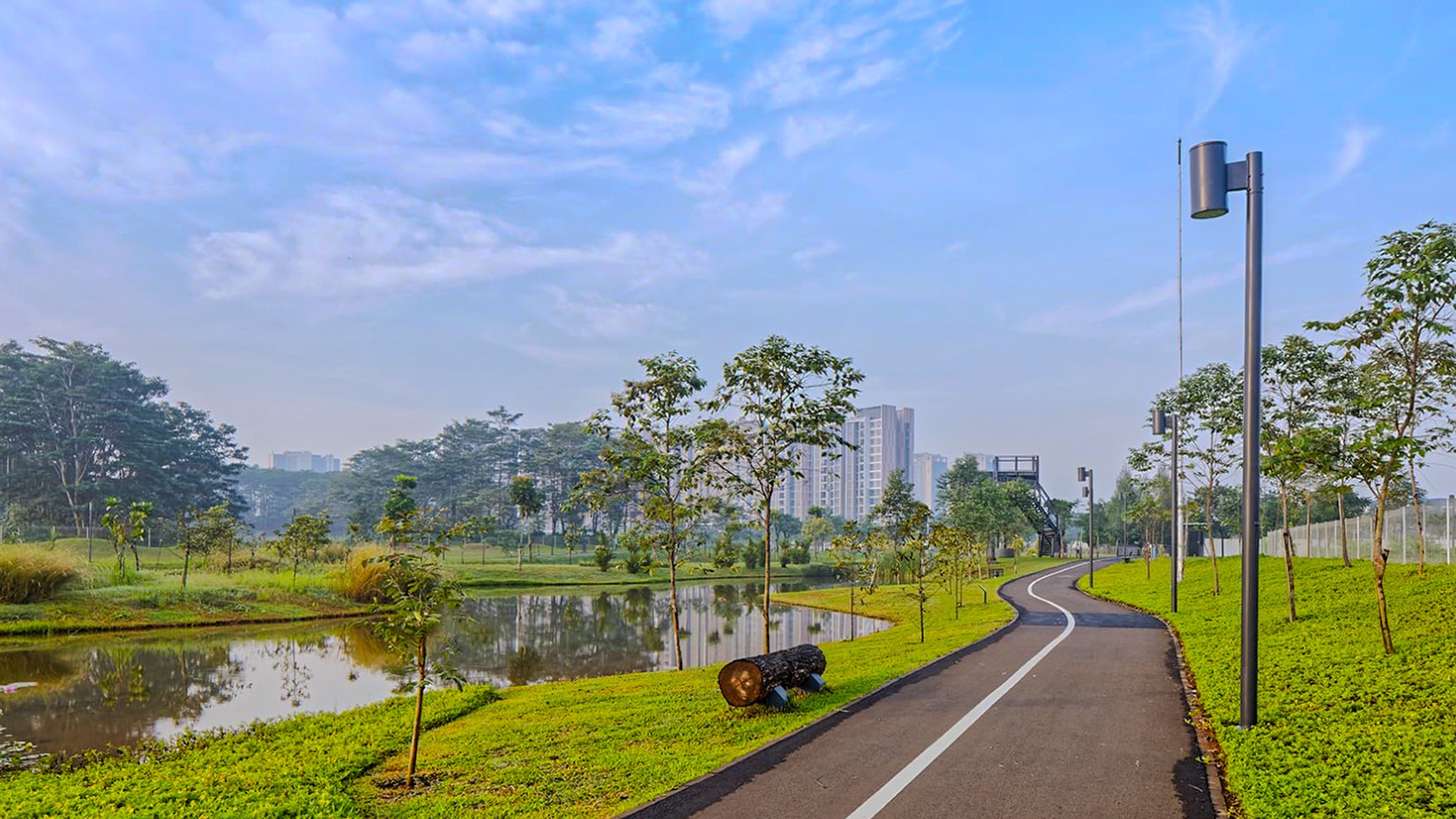 RUMAH MEWAH LANCEWOOD NAVAPARK BSD CITY, DEKAT BOTANIC PARK, CBD BSD