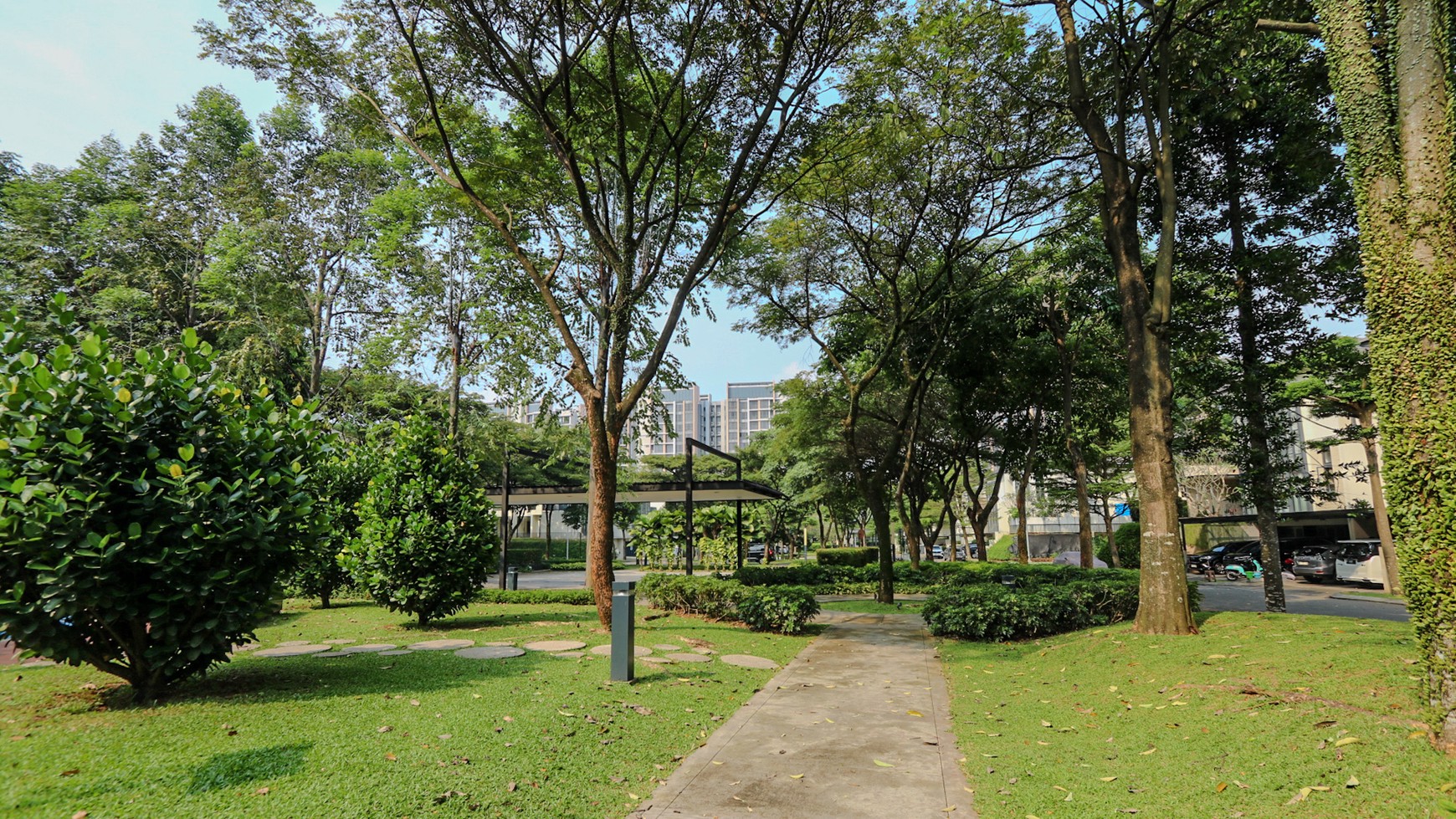 RUMAH MEWAH LANCEWOOD NAVAPARK BSD CITY, DEKAT BOTANIC PARK, CBD BSD