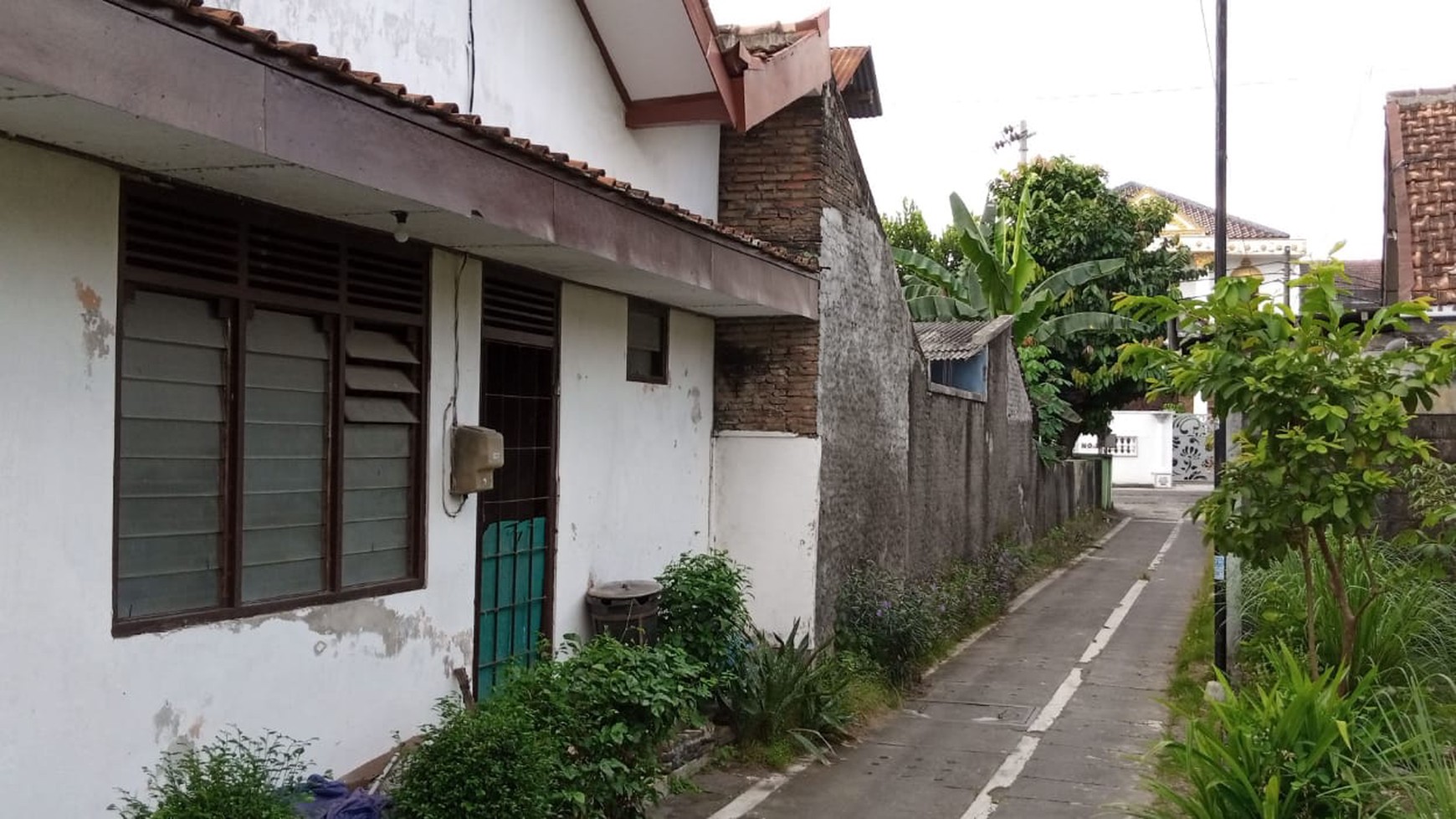Tanah Bangunan 347 Meter Persegi Lokasi Dekat Xt Square