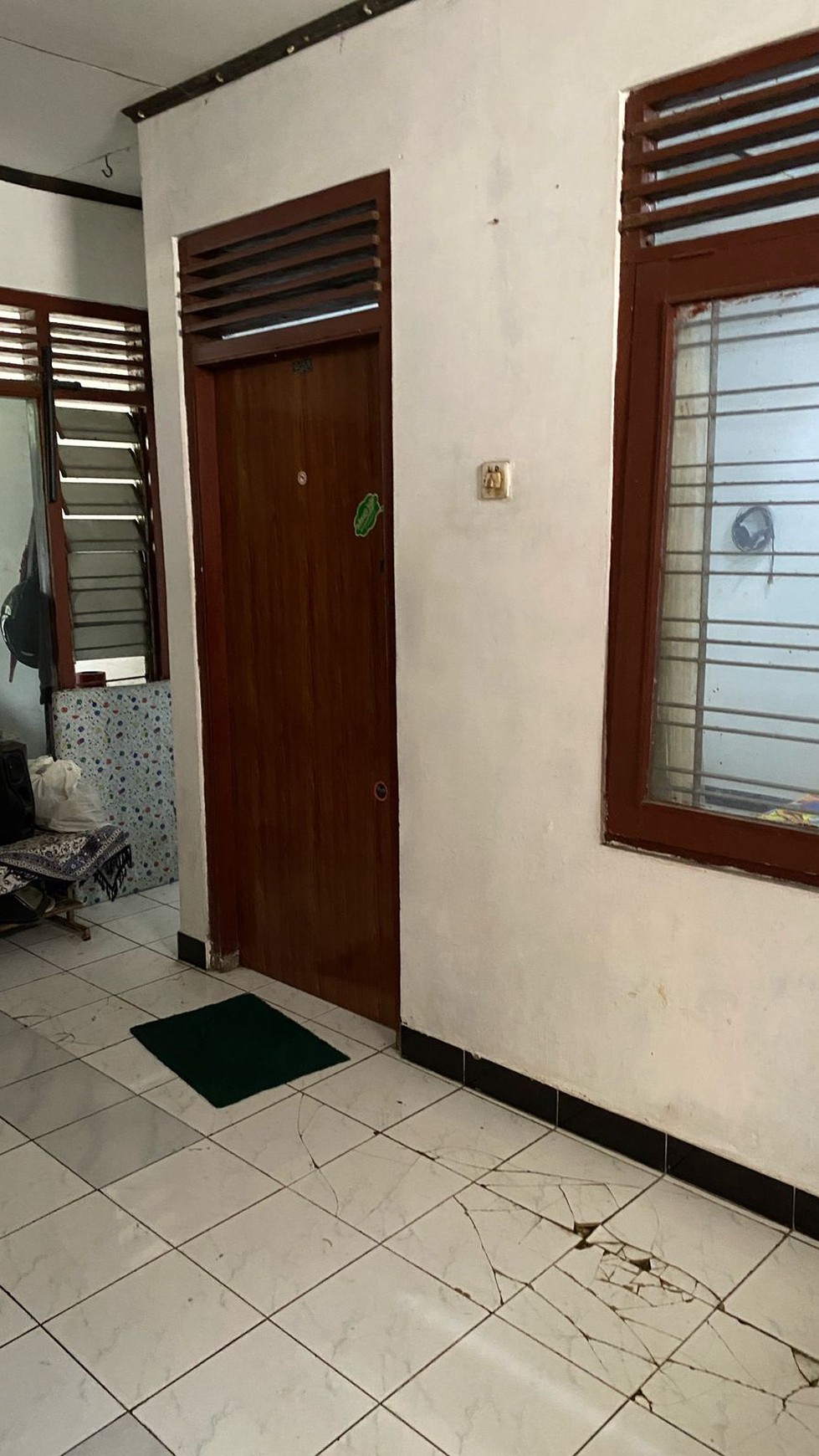 Tanah Bangunan 347 Meter Persegi Lokasi Dekat Xt Square