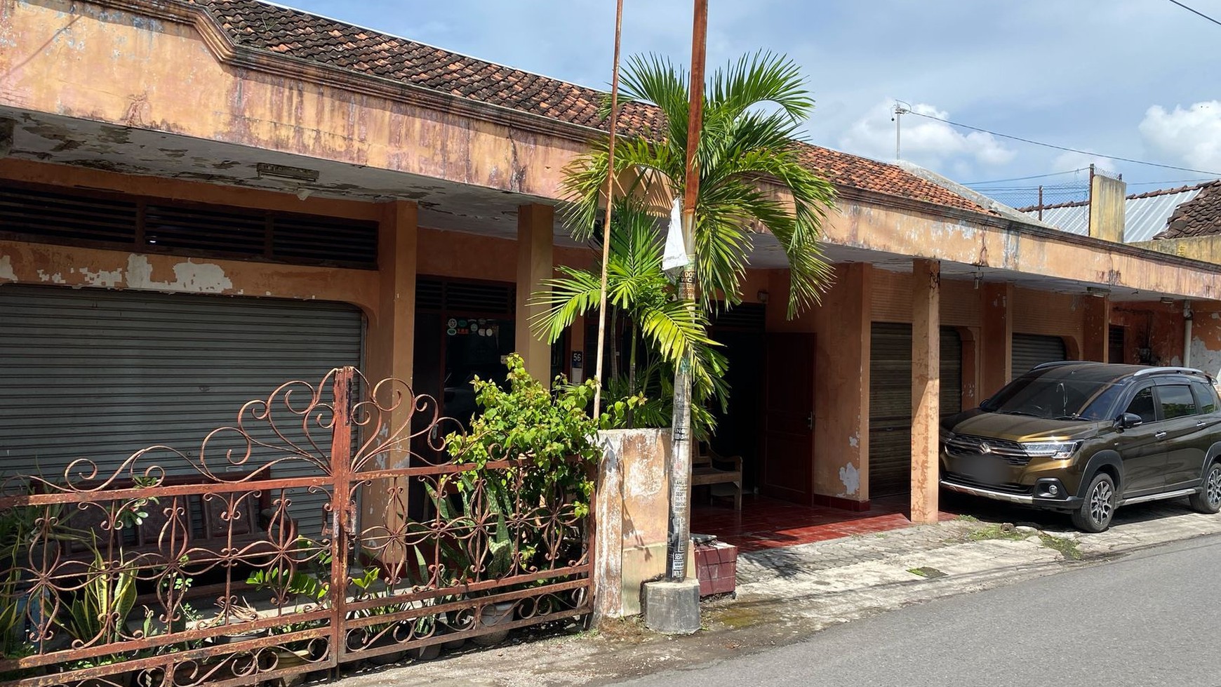 Tanah Bangunan 347 Meter Persegi Lokasi Dekat Xt Square